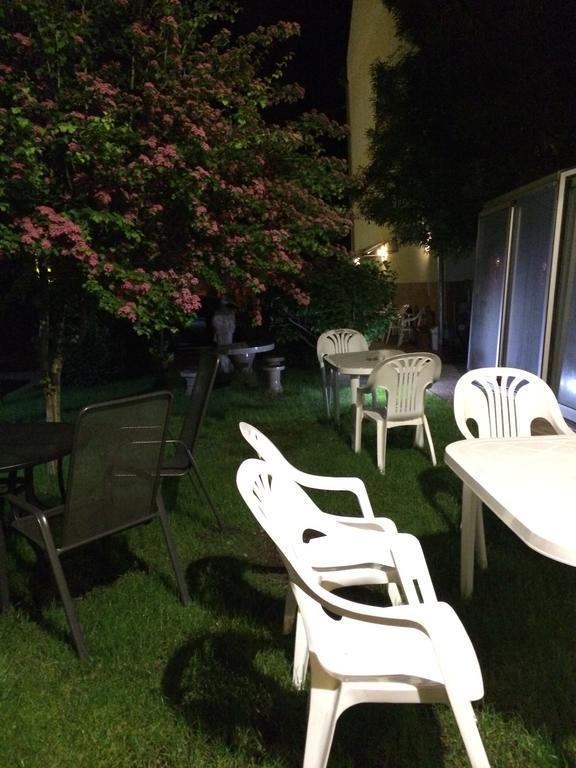 Bl Luxus Apartman 세게드 외부 사진