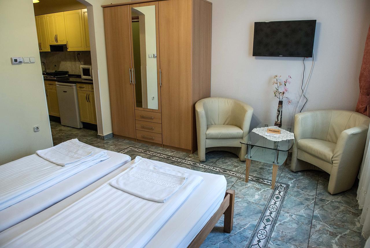 Bl Luxus Apartman 세게드 외부 사진