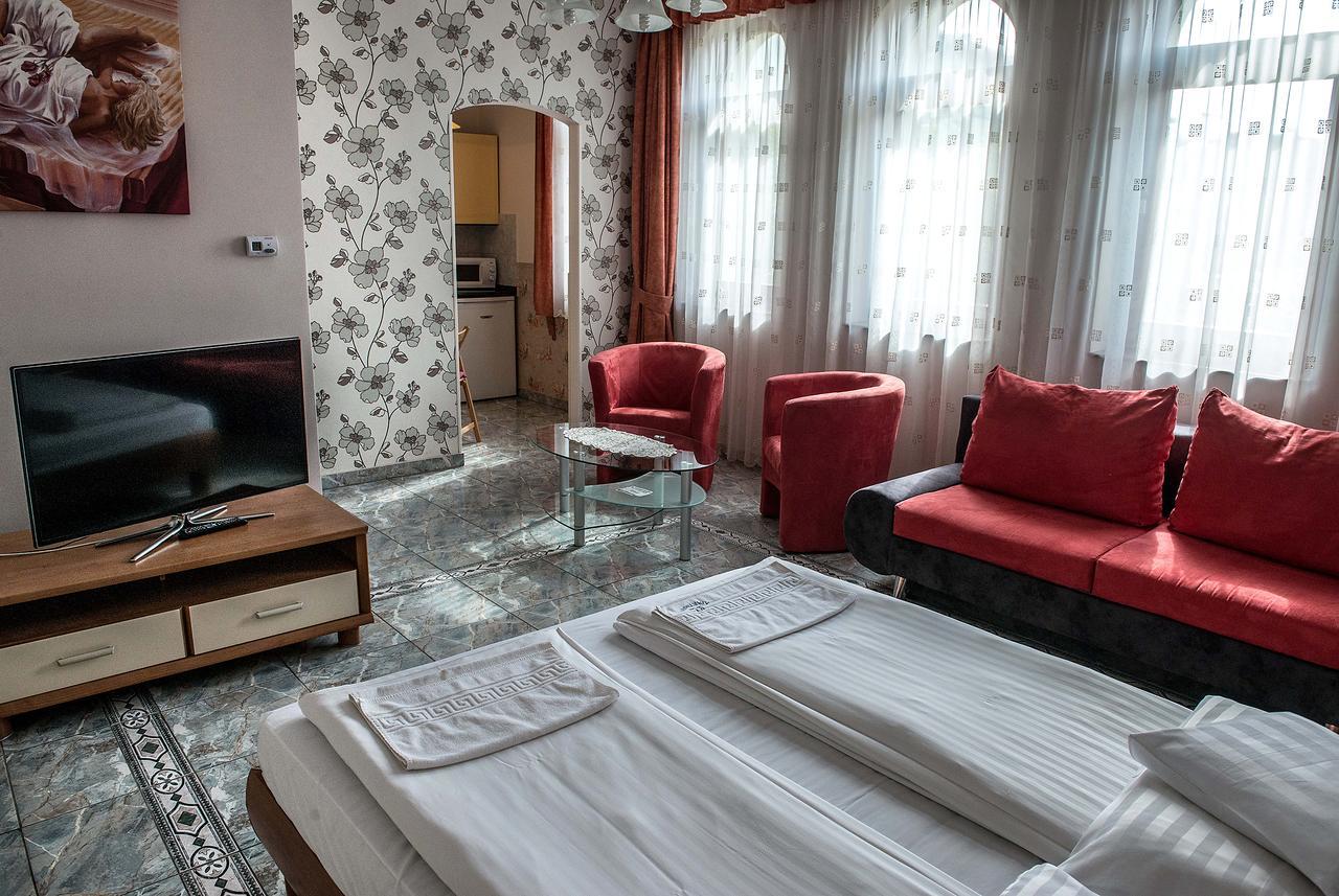 Bl Luxus Apartman 세게드 외부 사진