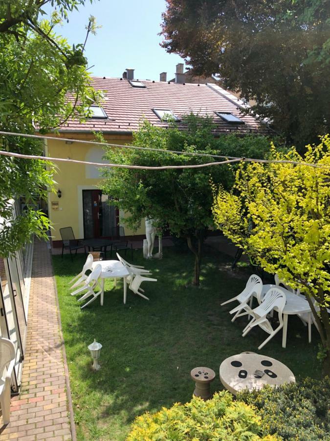 Bl Luxus Apartman 세게드 외부 사진